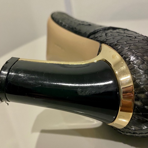 Salvatore Ferragamo Python Skin Black and Grey Heeled Boots. - Picture 11 of 11